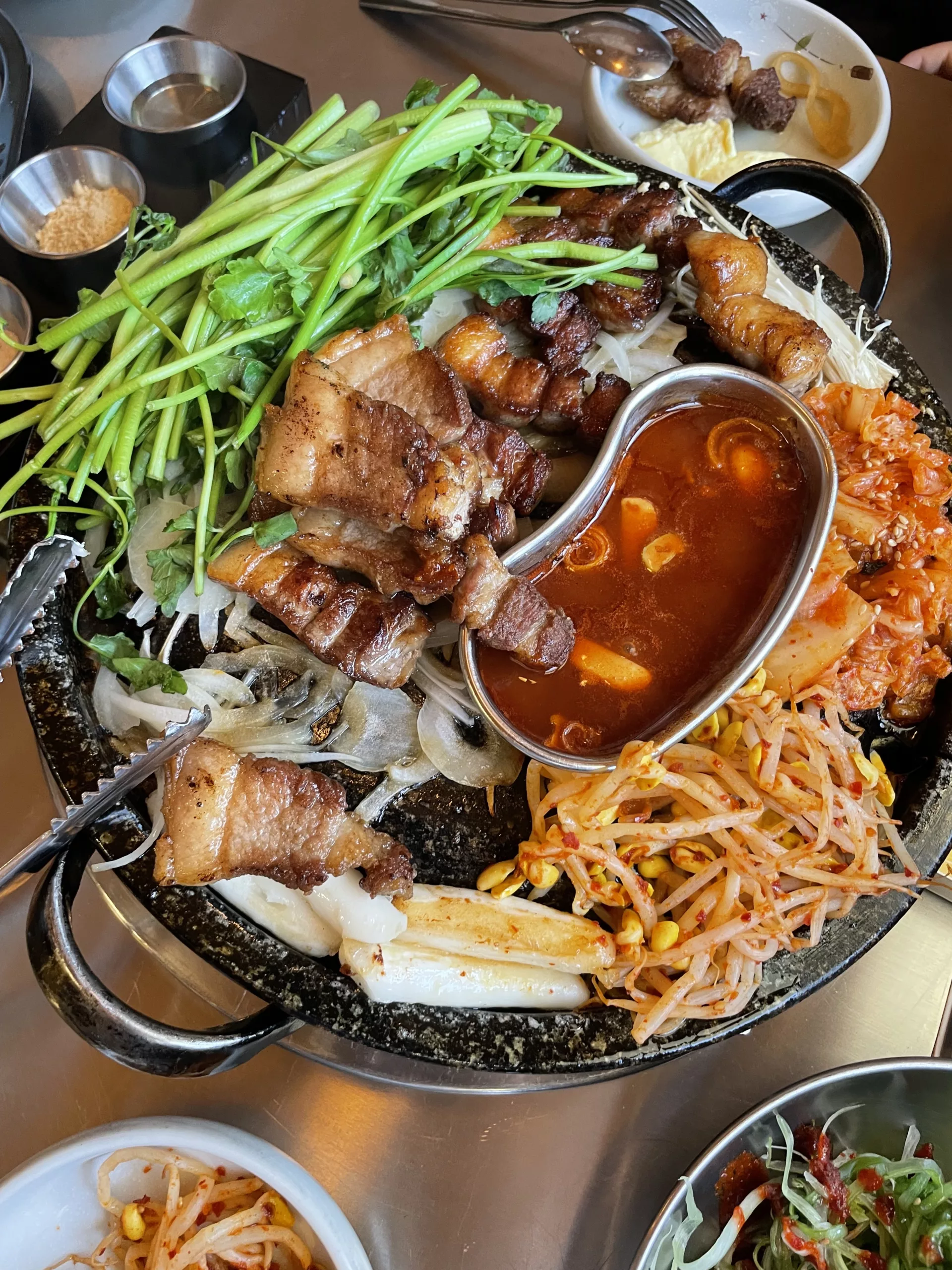 束草韓式鐵盤烤肉店推薦