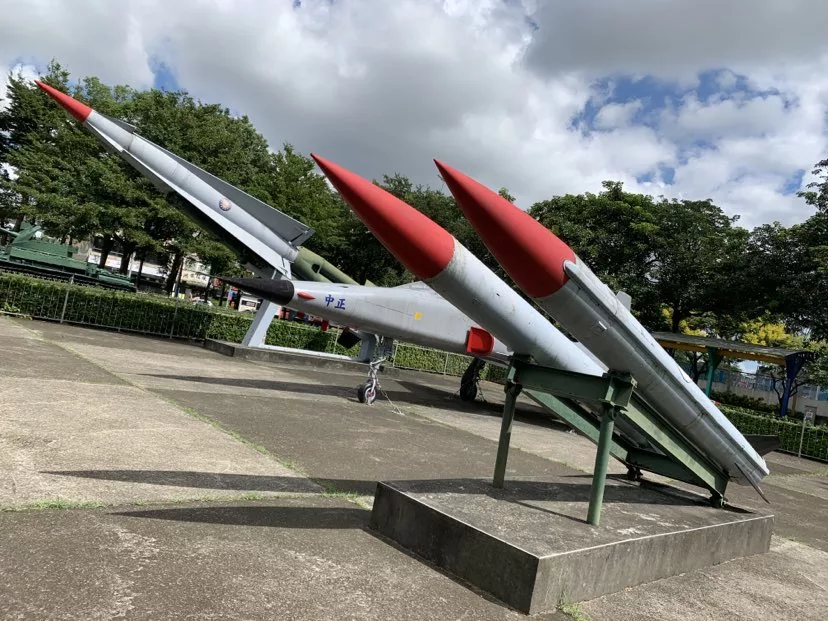桃園龍騰園看台灣軍事武器歷史