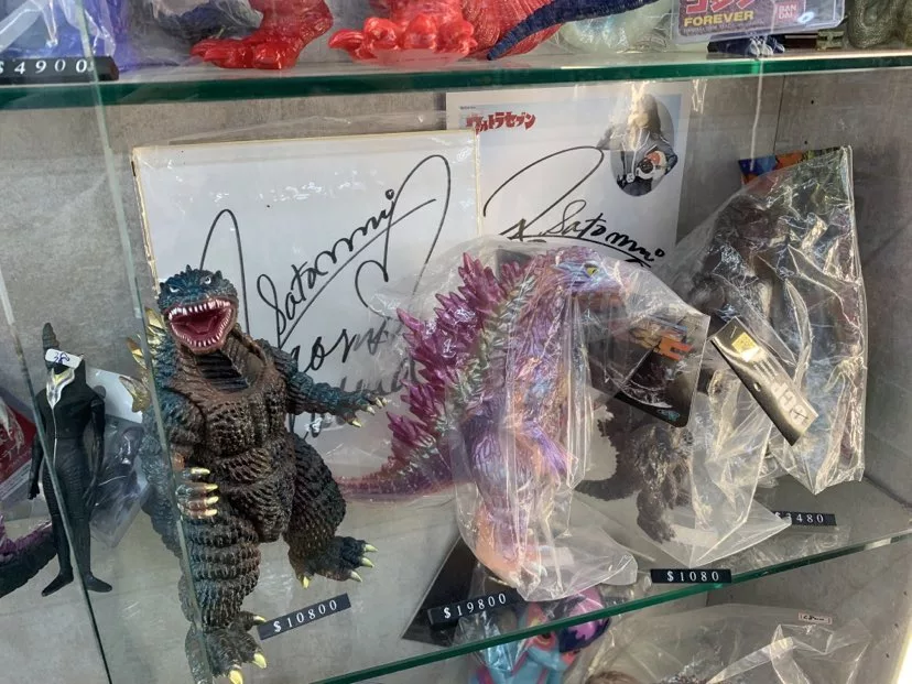 台北西門町哥吉拉玩具店：TOY STAGE復古軟膠公仔、限量收藏必訪