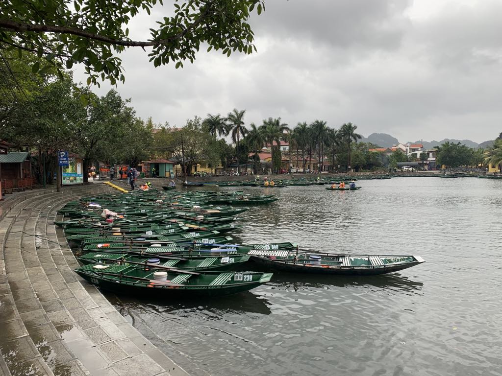 越南河內一日遊推薦:華閭古都歷史巡禮與陸龍灣遊船體驗