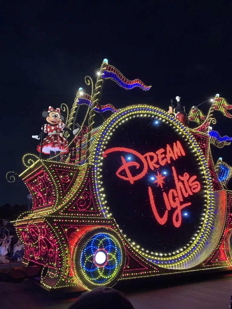 東京迪士尼夢之光大遊行全攻略：最佳觀賞位置與必看亮點分享